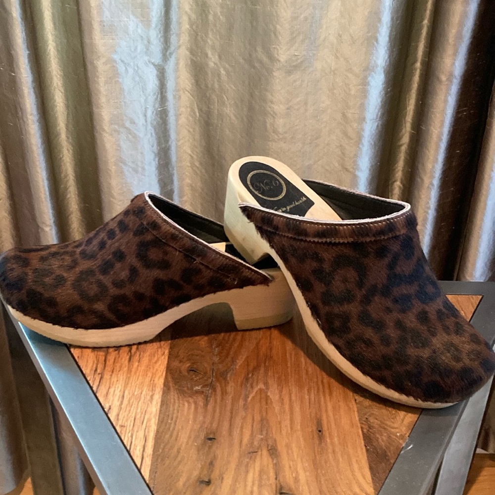 No. 6 clogs